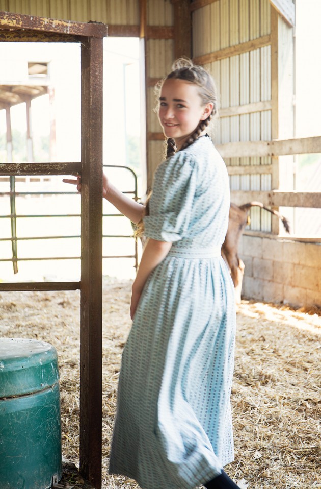Mennonite Girl Bakers Royale 
