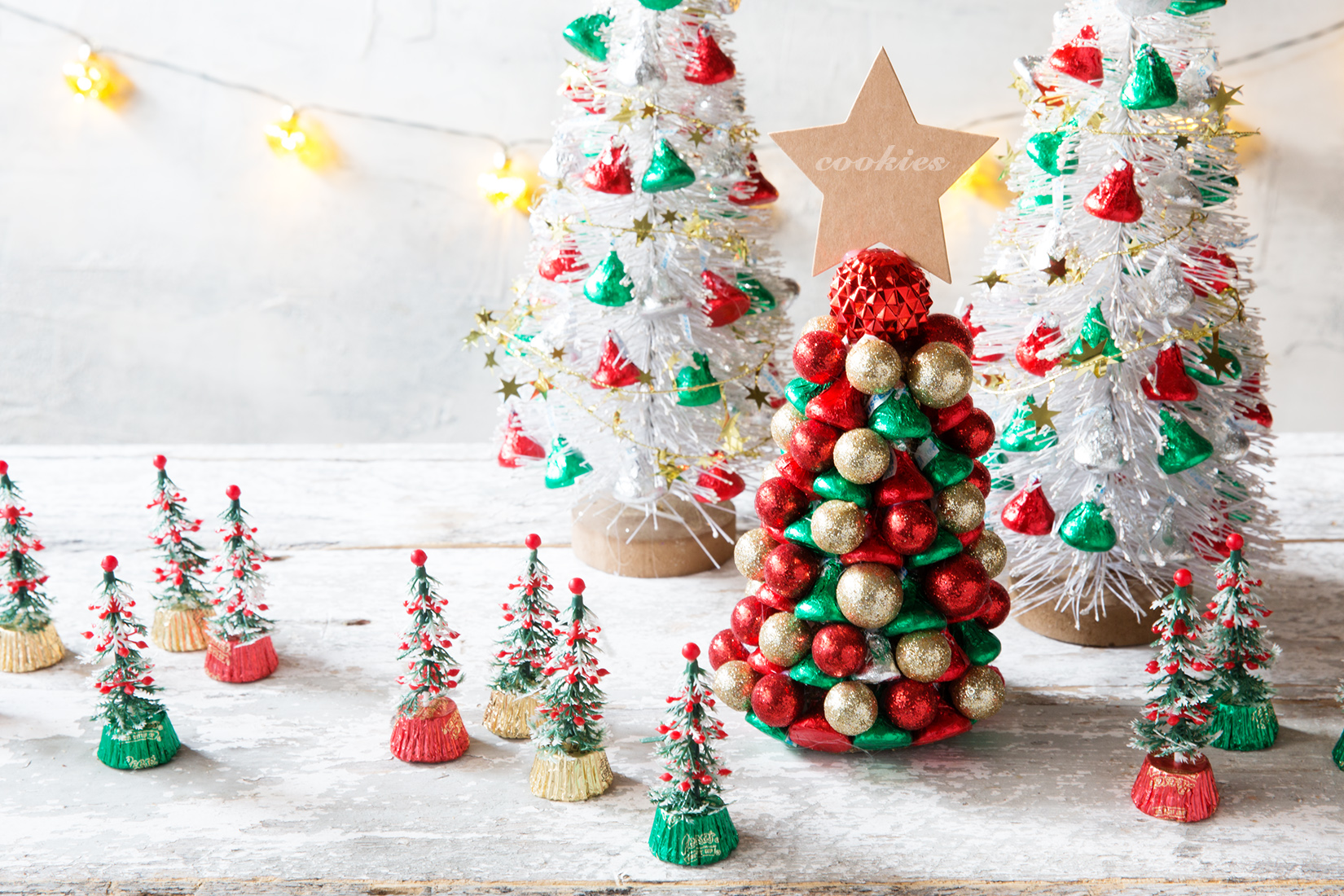Pine Cone Christmas Trees for Kids - DIY Candy