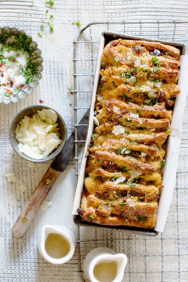 Thanksgiving Leftover Pull-Apart Bread | Bakers Royale